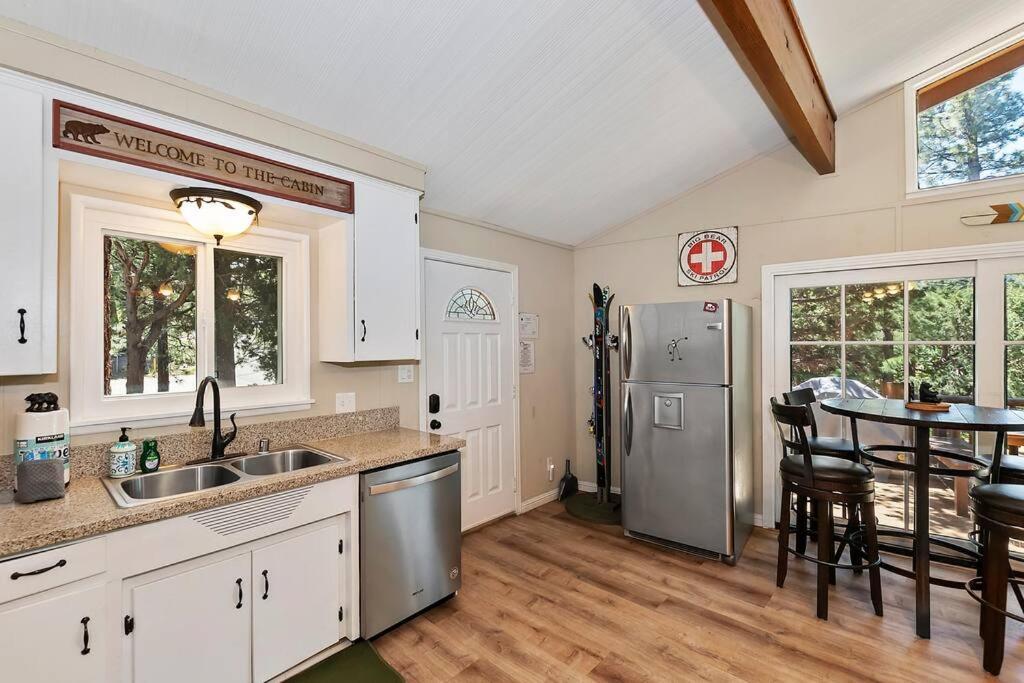 Chalet Monterey W/Hot Tub - Big Decks/Bbq Villa Big Bear Lake Exterior photo