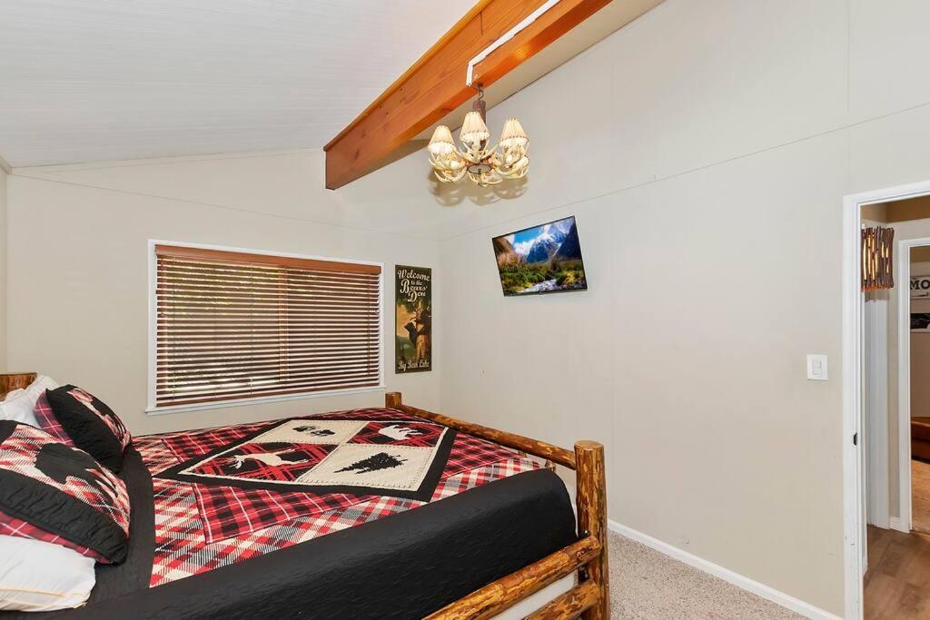 Chalet Monterey W/Hot Tub - Big Decks/Bbq Villa Big Bear Lake Exterior photo